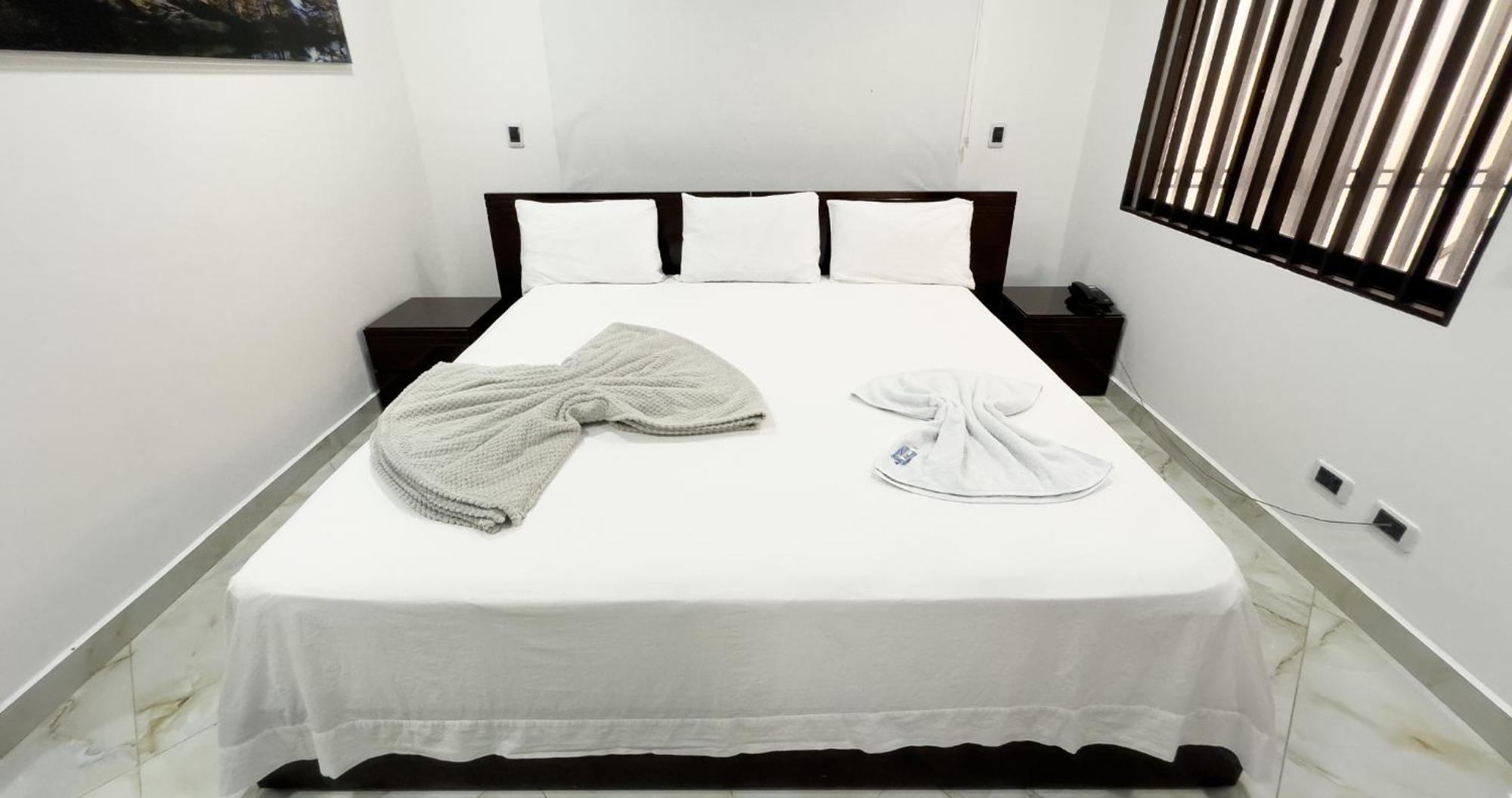 Hotel Big New York Carepa Room photo
