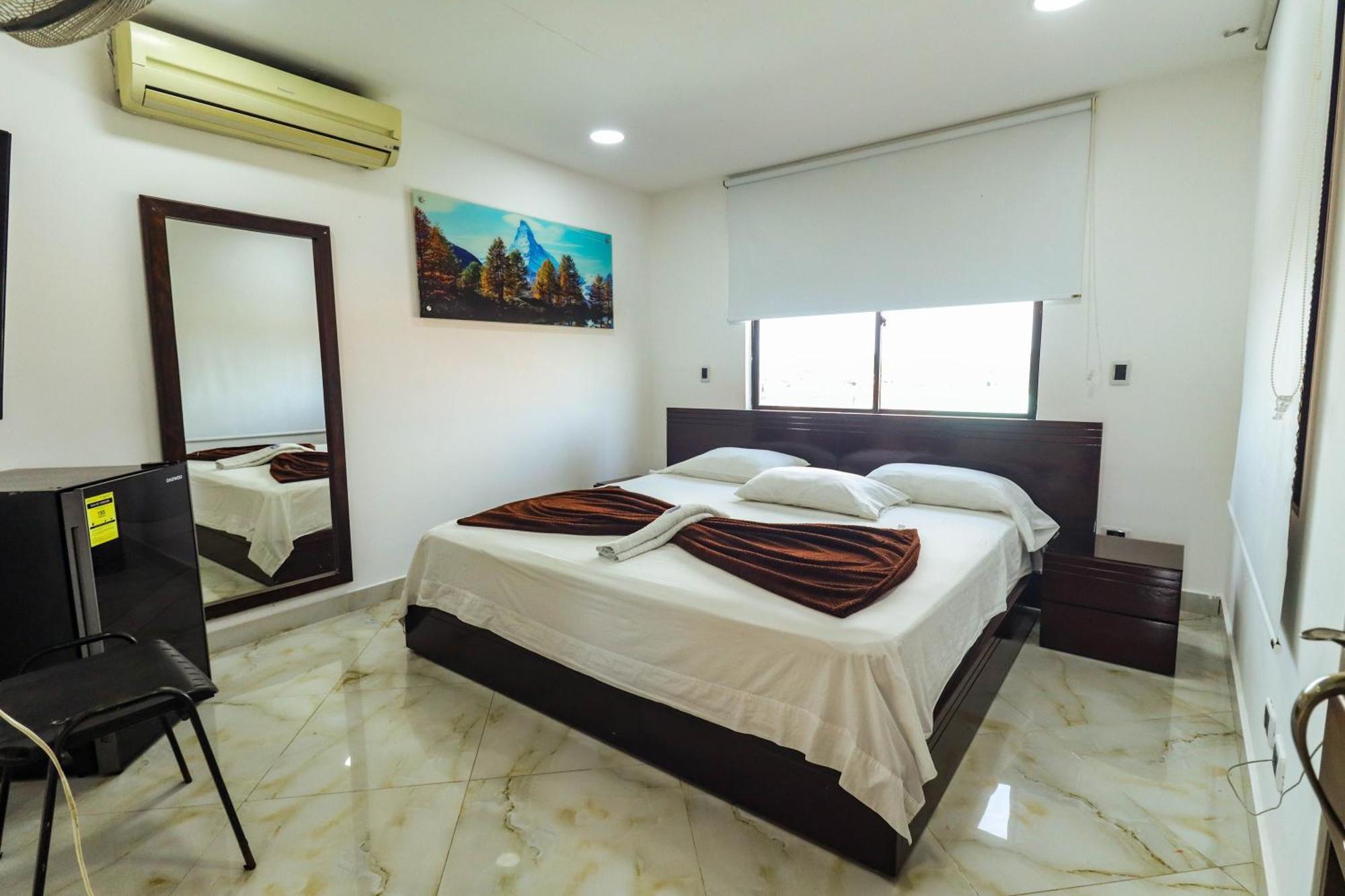 Hotel Big New York Carepa Room photo